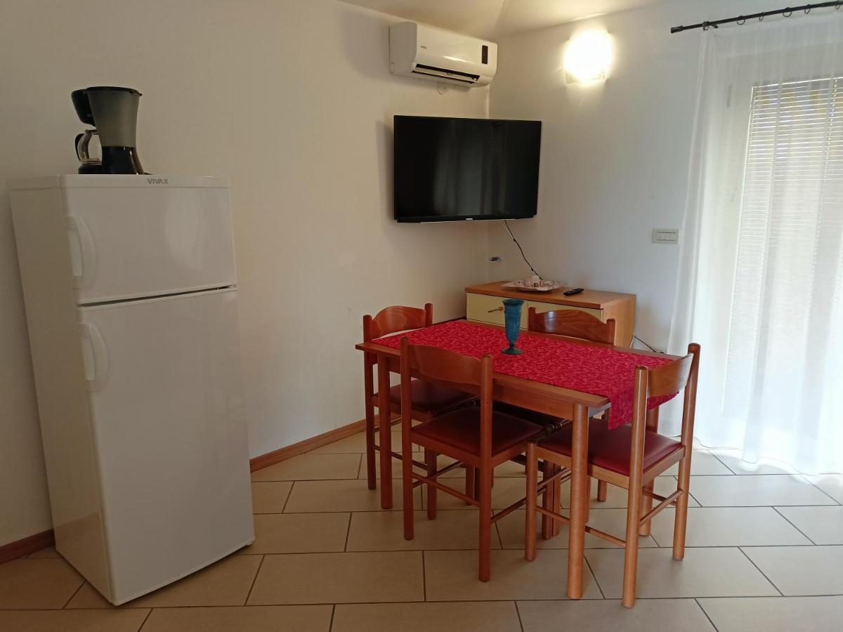 Apartment Studio Ta-Ti Умаг Екстер'єр фото